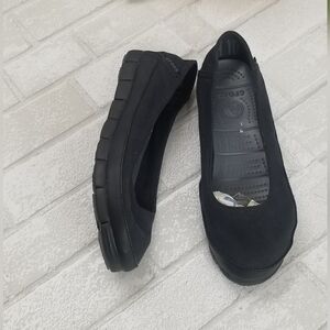 Crocs Women's Black Slip-On Shoes